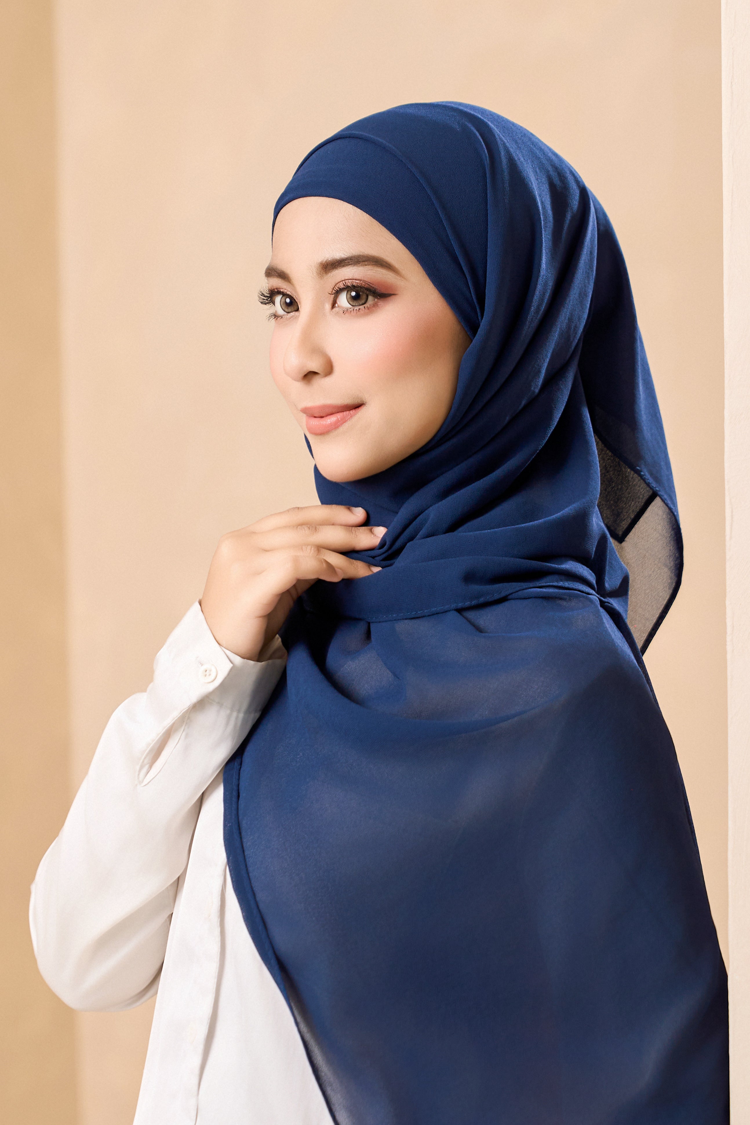 Leanna Collection
