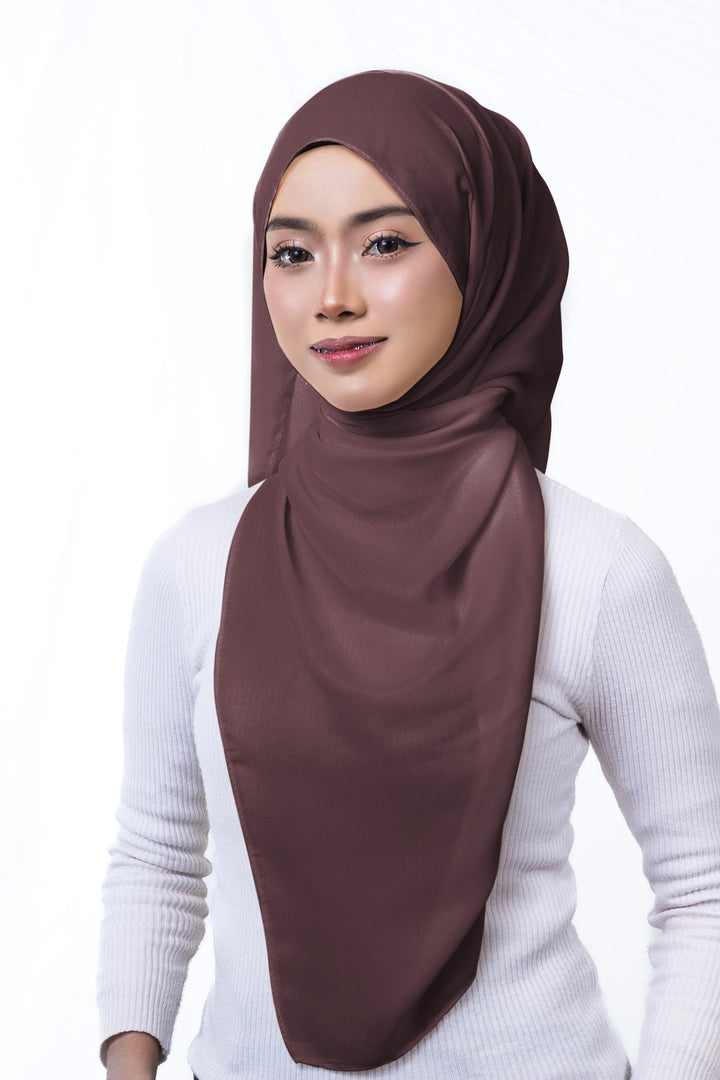 DIYANA IN AZALEA