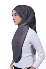 Load image into Gallery viewer, DIYANA IN MIDNIGHT
