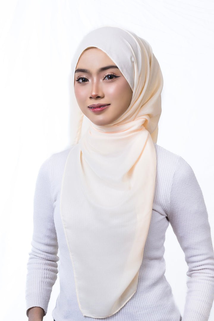 DIYANA IN VANILLA